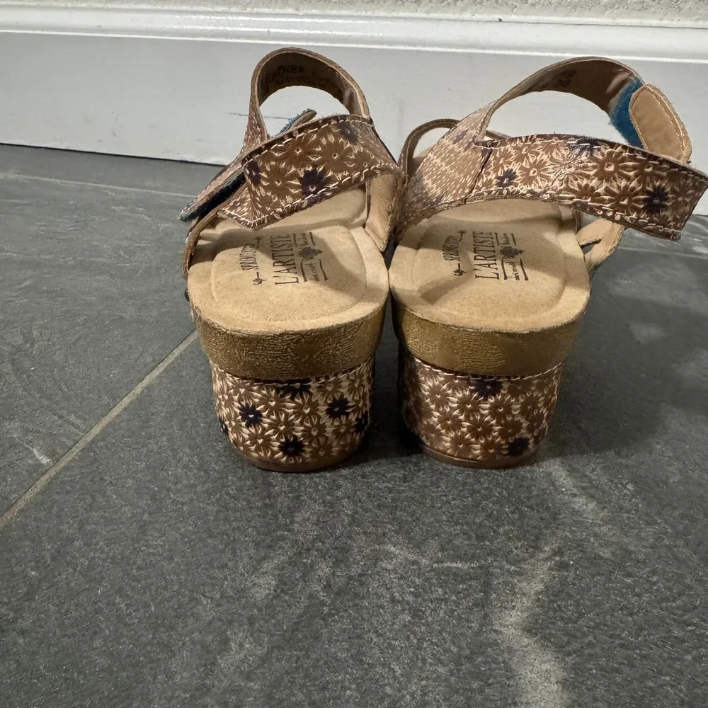 L'Artiste Sandals EU 38 US‎ 7.5-8 Spring Step Brown Floral Leather Artsy Comfort